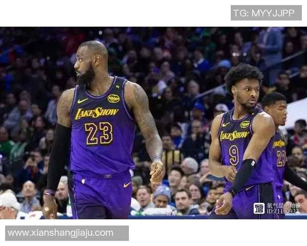 即将复出!詹姆斯上赛季单核带队7胜1负!跟东契奇15胜8负! 即将复出!詹姆斯上赛季单核带队7胜1负!跟东契奇15胜8负!